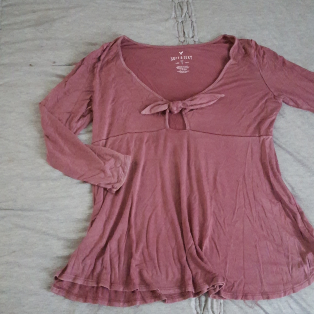 American Eagle top